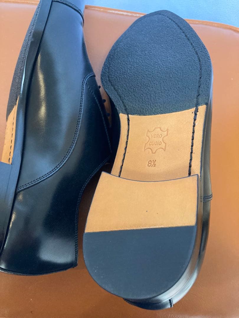 新品　cent felina 黒レザードレスシューズ