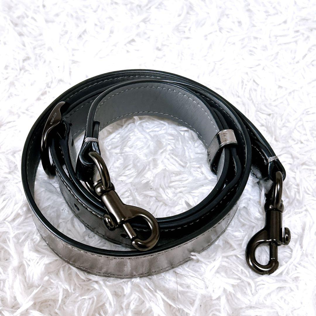 未使用級✨coach ジュリエット　メタリック　シルバー　ハンドバッグ　2way