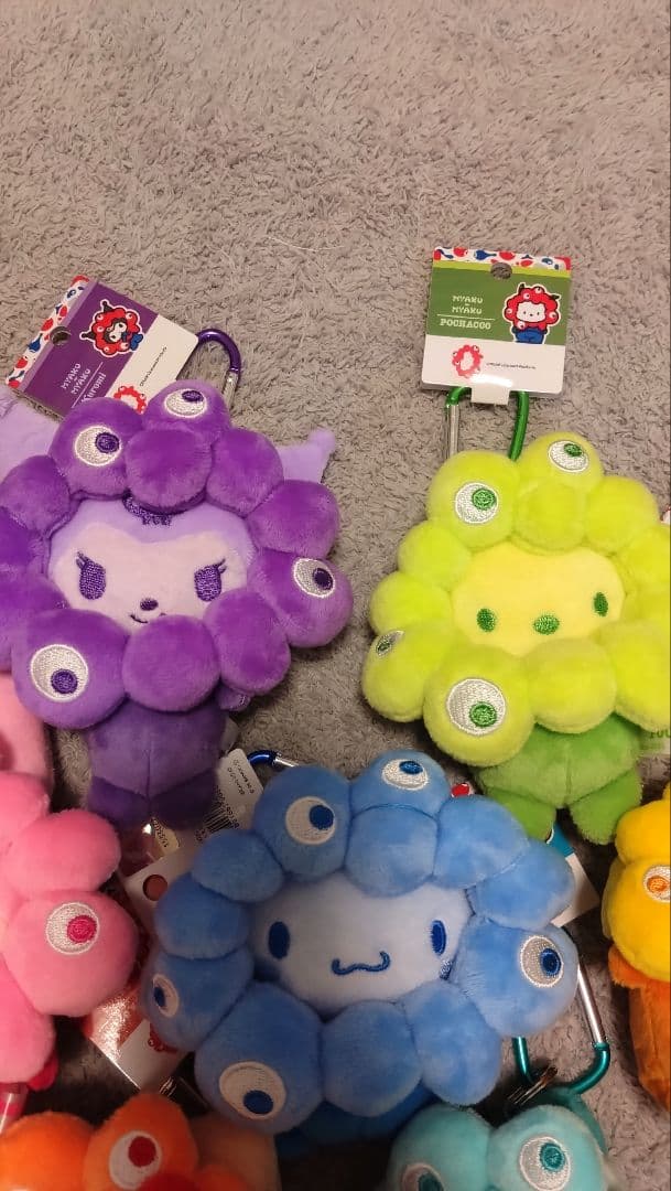 推しカラーサンリオなりきりぬいぐるみ　カラビナ付　（コンプリート7点セット）