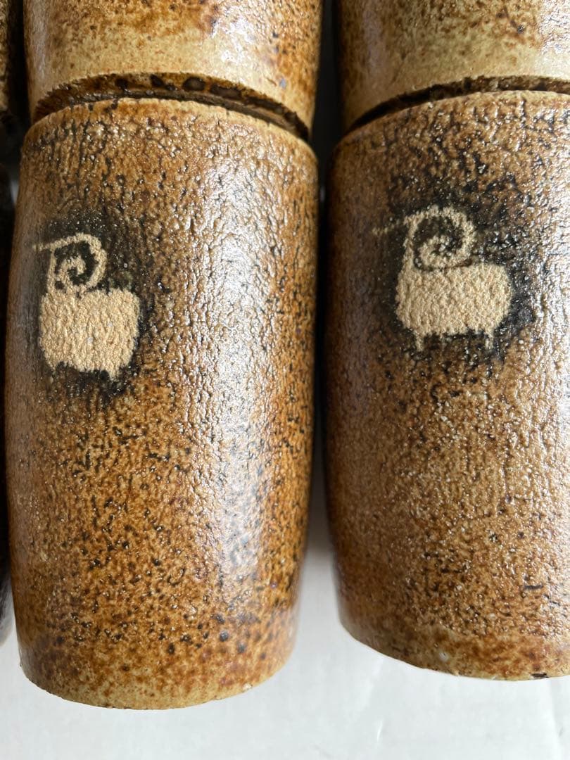 河本五郎　灰釉羊紋　汲出碗　6客揃い