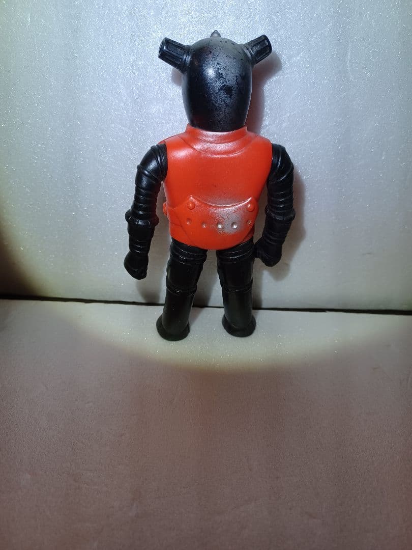 昭和購入物) レッドバロン ヒリュウ ソフビ - メルカリ