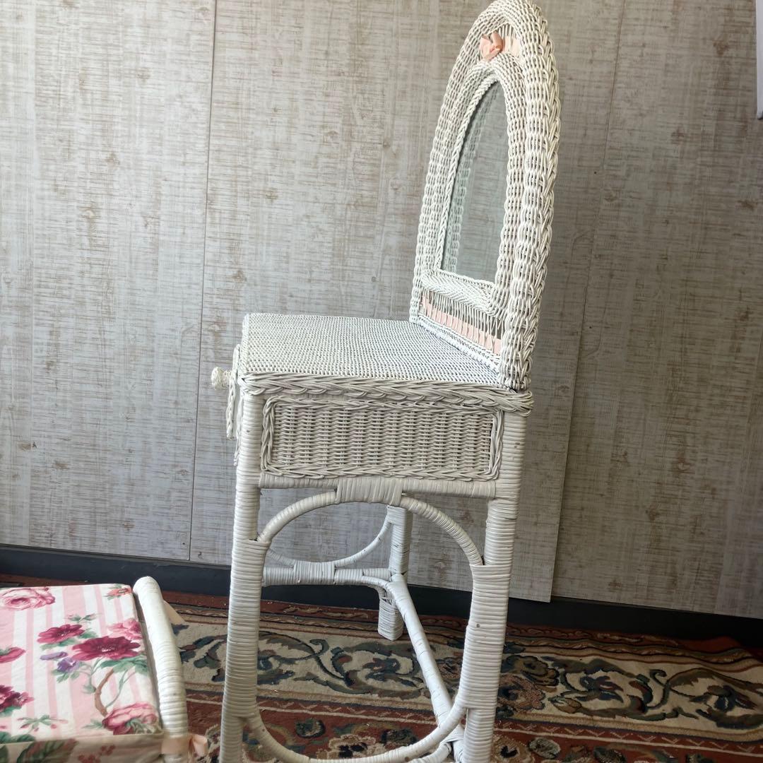 北欧レトロ 姫系 ラタンドレッサー 鏡台 椅子&ゴミ箱付き ビンテージ