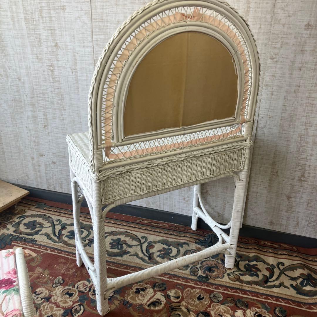 北欧レトロ 姫系 ラタンドレッサー 鏡台 椅子&ゴミ箱付き ビンテージ