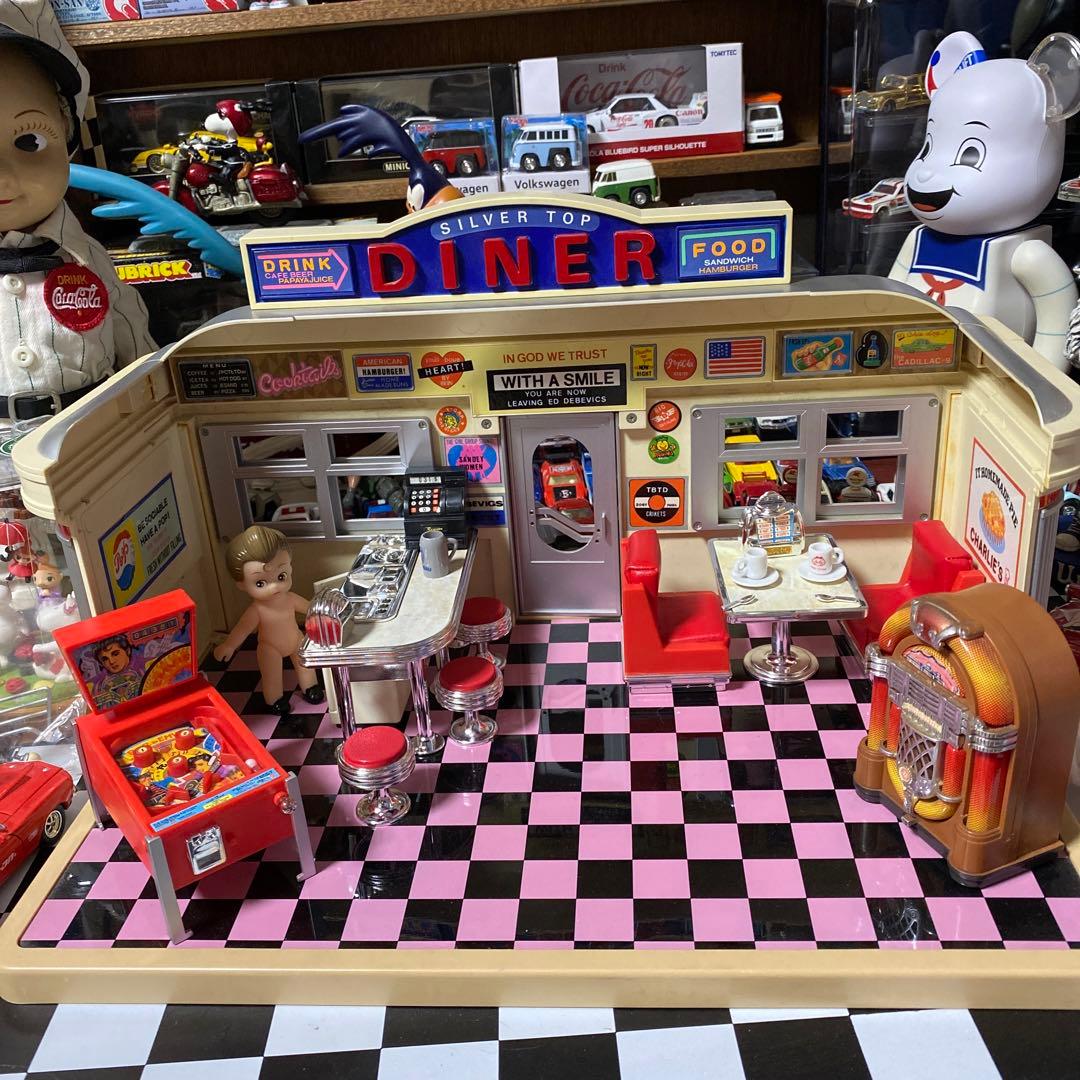 エポック社 ハローストリート ハローダイナーと小物セット - メルカリ