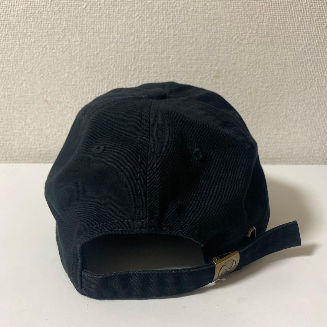 Ado × ヴィレッジヴァンガード ローキャップ ブラック