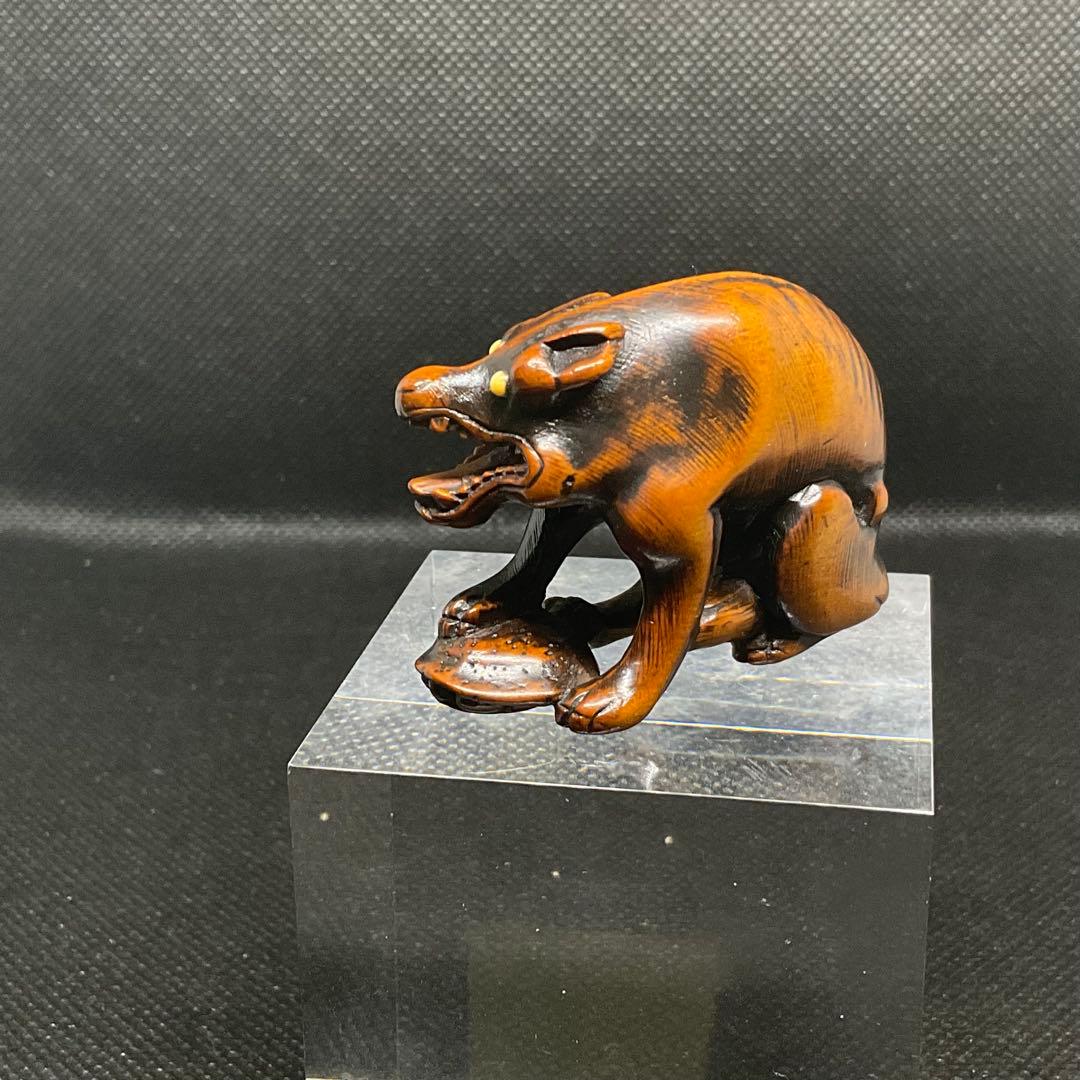 木彫狼亀根付 江戸時代 彫銘: 正友