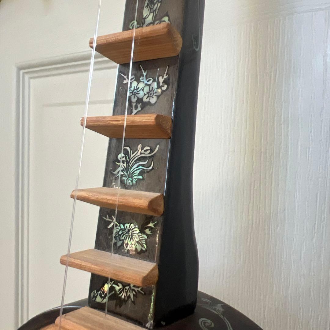 ダン・セン　ベトナム２弦琴　民族楽器 弦楽器　馬頭琴　螺鈿　工芸品　希少