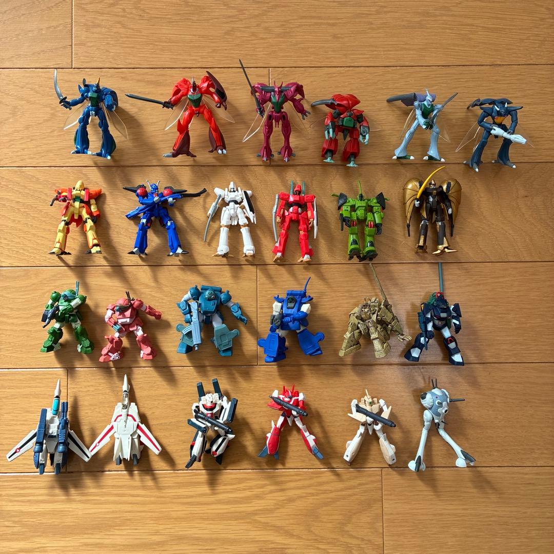 ガチャフィギュアまとめ売り（ガンダム・ウルトラマン・仮面ライダー・その他多種）