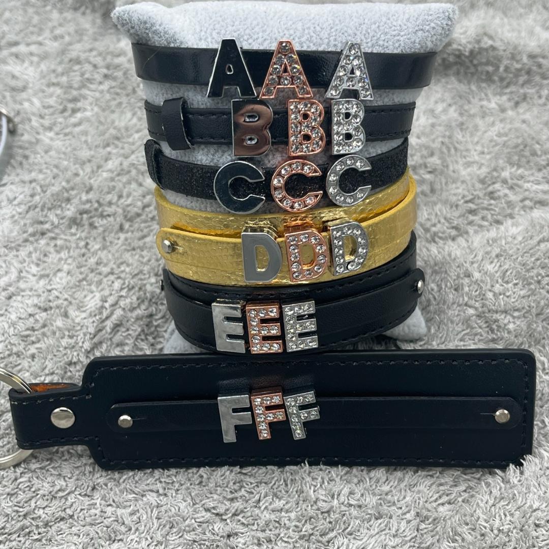 オーダーネームタグ キーホルダー 韓国 アイドル ブレスレット