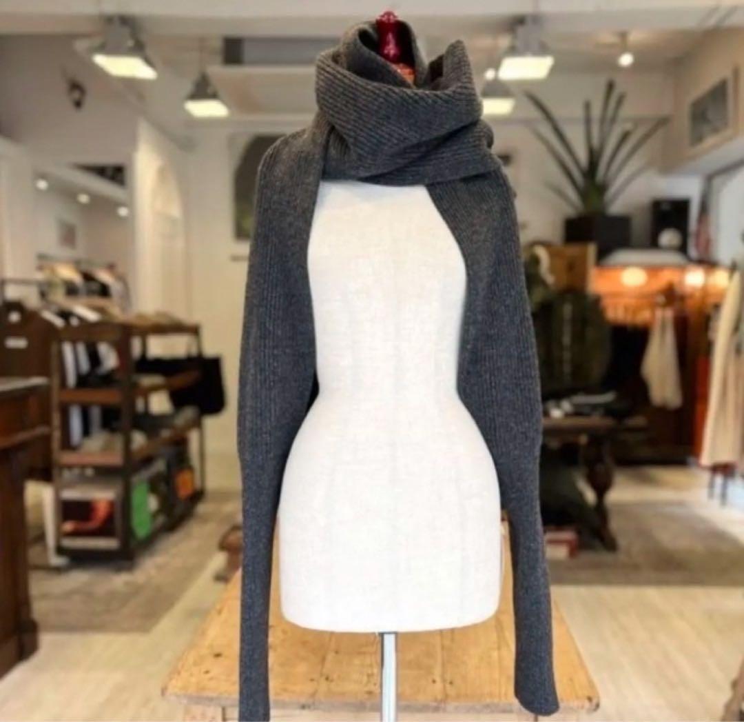 フミカウチダ fumika uchida オフショルダーニット マフラー - メルカリ