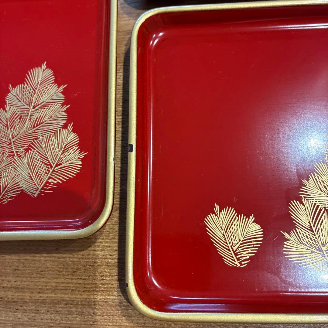 漆塗り重箱・取皿5枚とお屠蘇セット