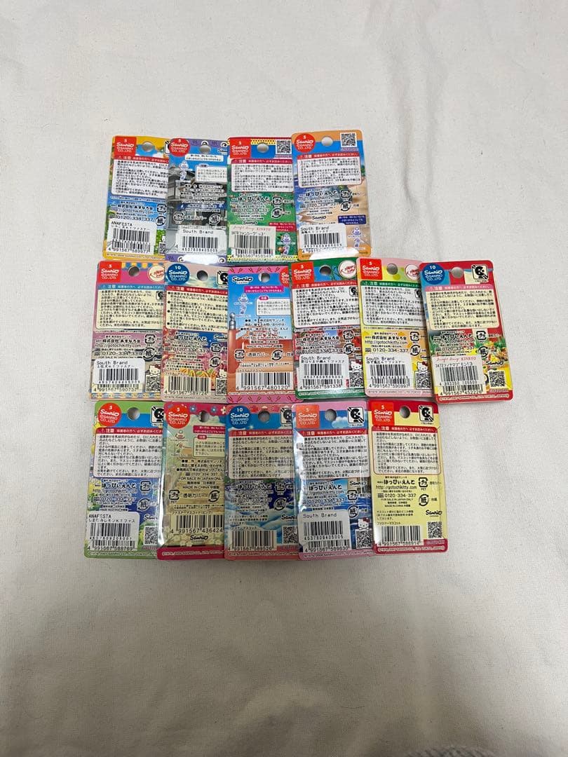 ハローキティ ファスナーマスコット　四国15個セット