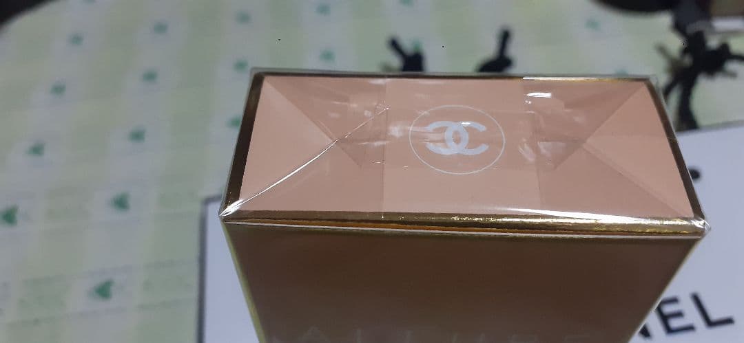 シャネル アリュール オードゥ トワレット (ヴァポリザター) 50ml