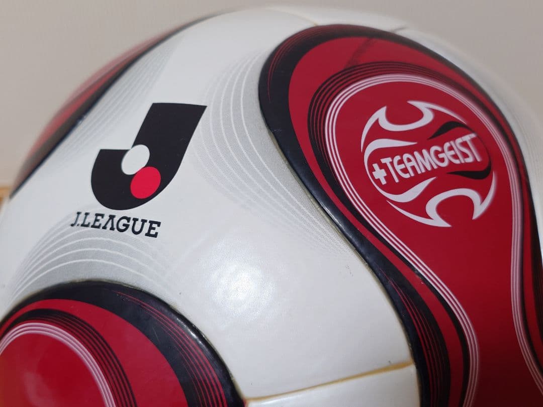 Jリーグ実使用試合球】ヴィッセル神戸 大久保嘉人サイン入り チーム