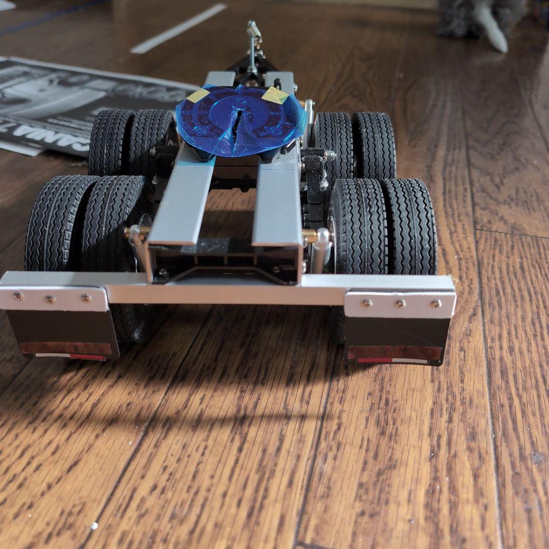 タミヤスカニア ダブルス大型トレーラー LEDキャブサスとリーフサス