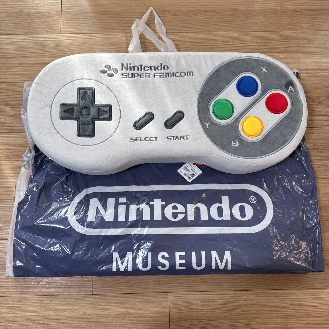 ニンテンドーミュージアム限定⭐︎スーパーファミコン コントローラー