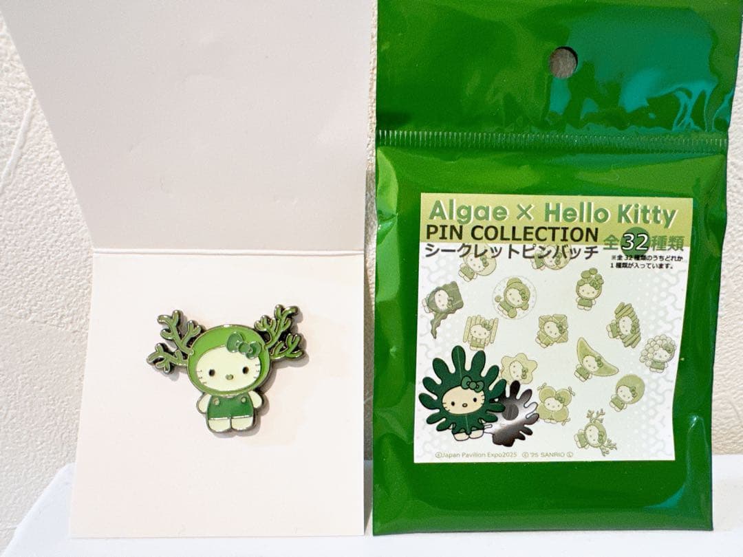 日本館限定　ピンバッジ　万博　モズク　藻キティ　藻類キティ