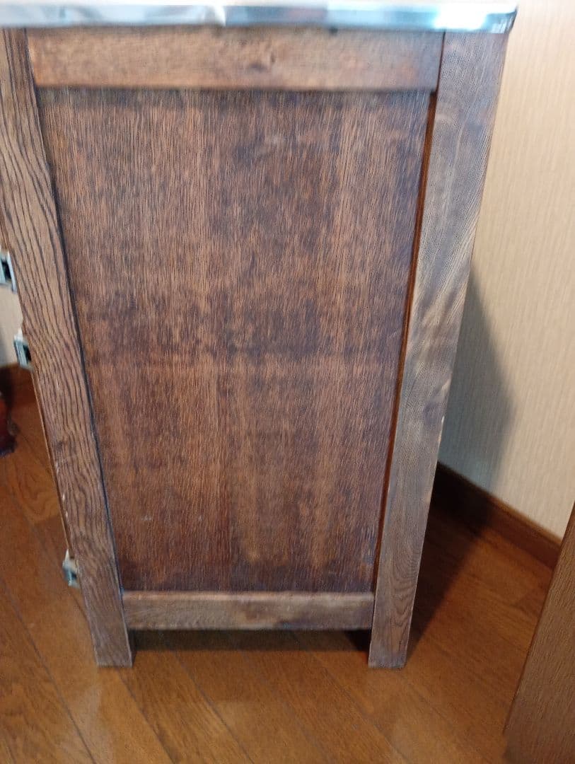 昔懐かしのレトロデザイン「1ドア レトロ冷蔵庫」・「2ドア レトロ冷凍