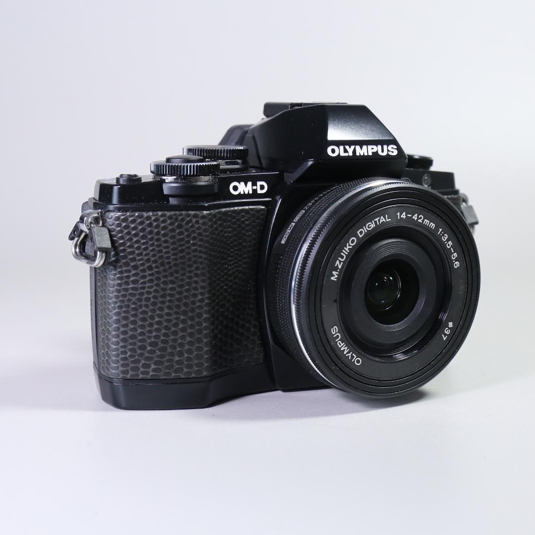 ☆特別限定モデル☆新品級 OLYMPUS OM-D E-M10 ＃355 ☆特別限定