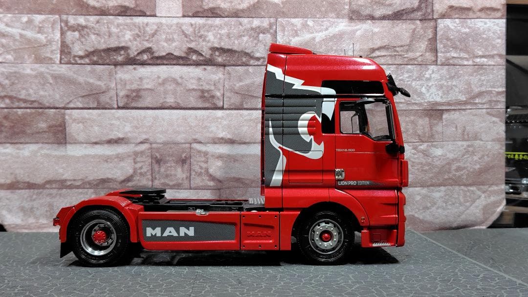 イタレリ MAN TGX トレーラーヘッド 完成品