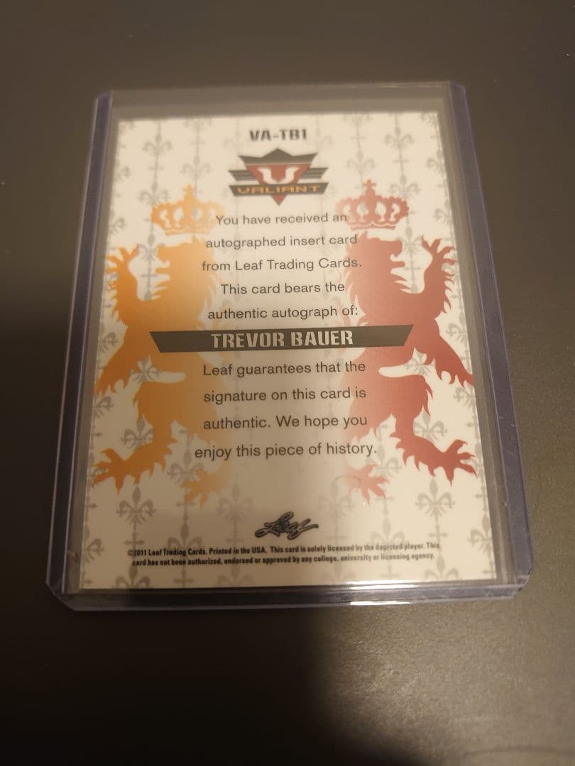 RC Trevor Bauer 直書きサイン on card auto インスク - メルカリ