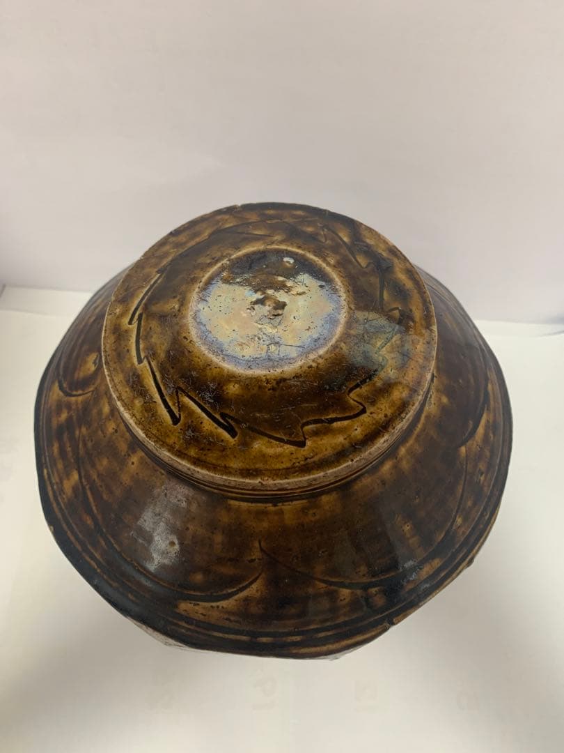 李朝　韓国美術　飴釉　面取大壺　 蓋付き　送料込み