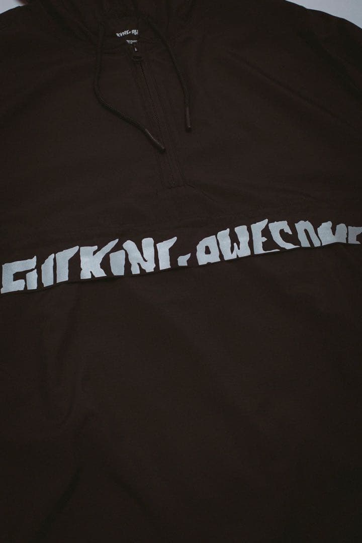ファッキングオーサム　CUT OFF ANORAK PULLOVER