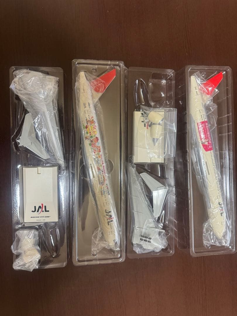 値下げ‼️JALボーイング777-200スペシャルマーキング3機セット