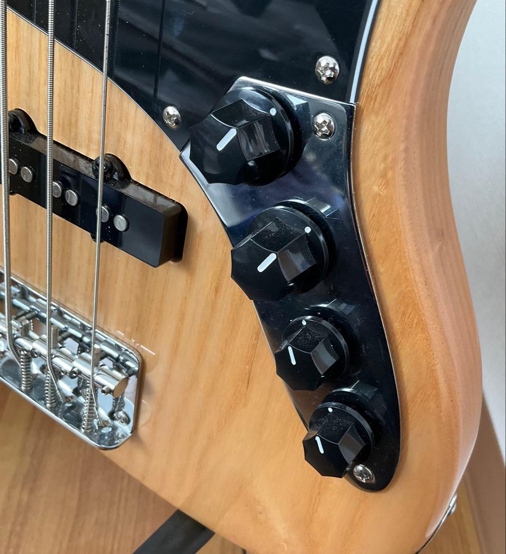 1ピースのようなアッシュ】アクティブJAZZ BASS