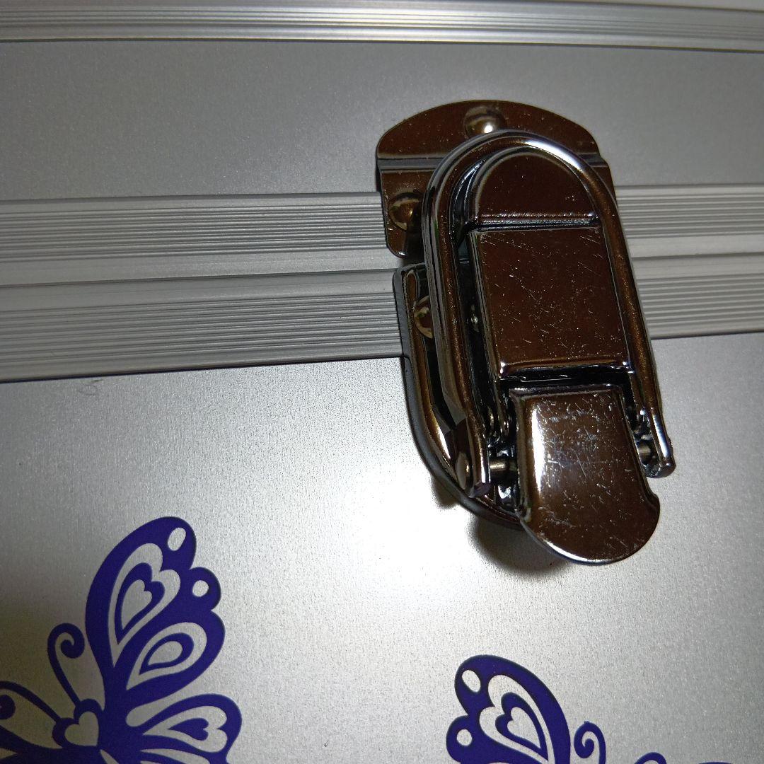 ハローキティ　海外限定　平成レトロ　メイクボックス　コスメボックス　2001年