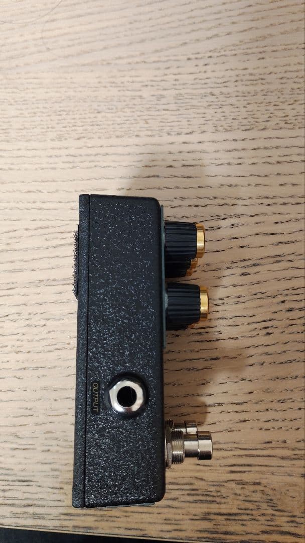 VEROCITY SLXG ギターエフェクター(最終値下げ、ネジ2本欠品)