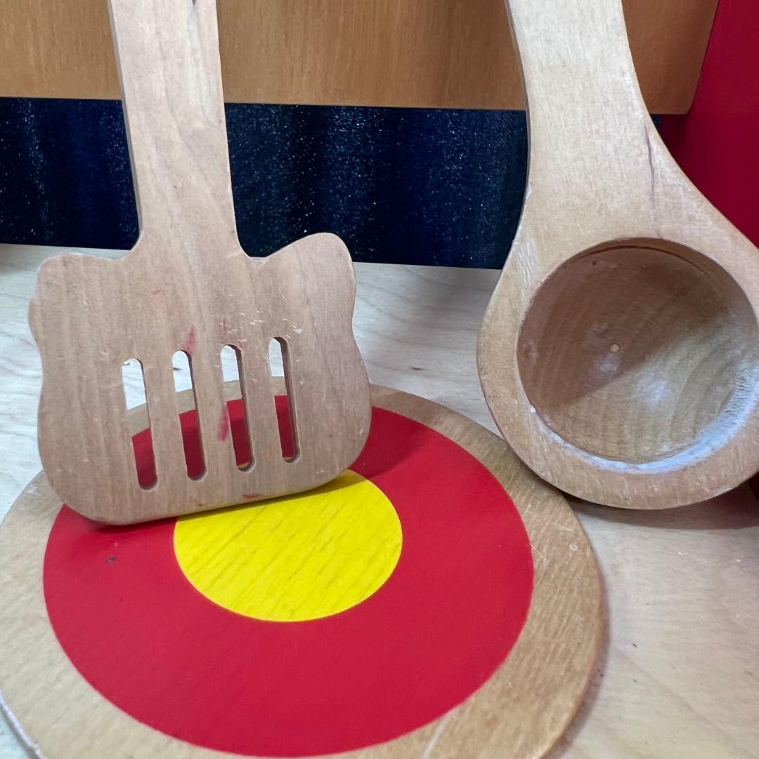 木製 ハローキティ キッチン コンロ ☆ 高さ 約55cm おままごと