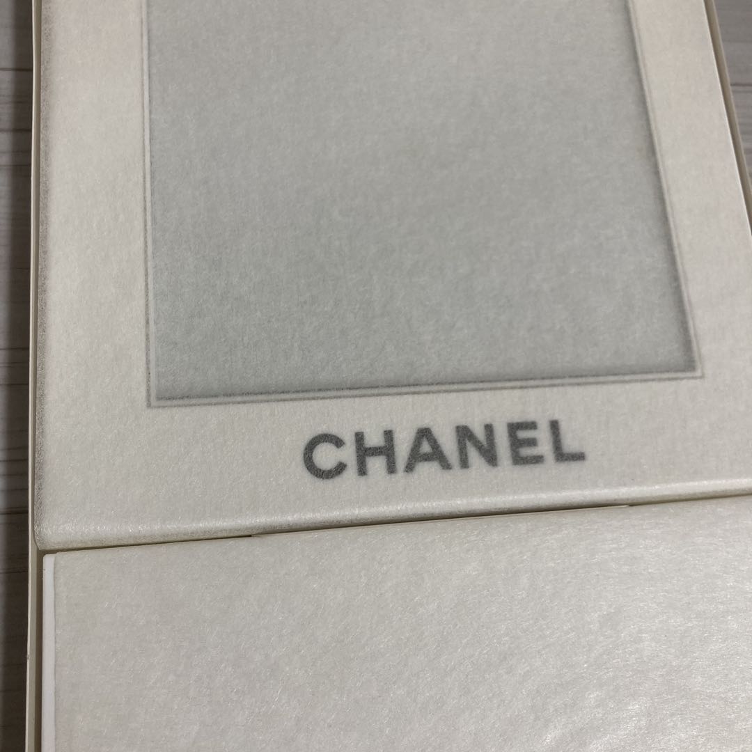 CHANEL ノベルティ スタンドミラー 未使用
