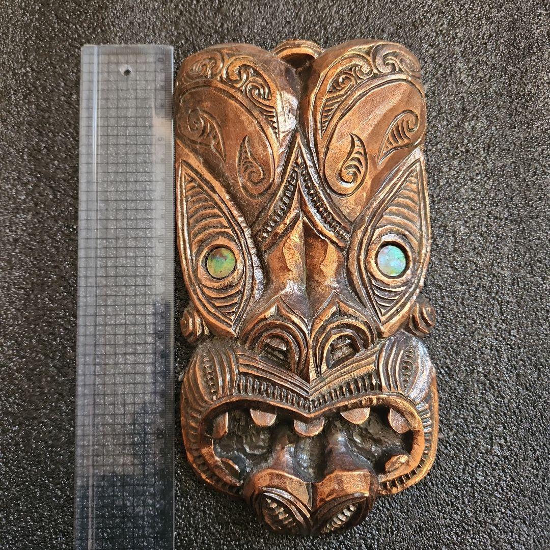 ニュージーランド マオリ族 仮面 木製マスク お面壁掛け - メルカリ