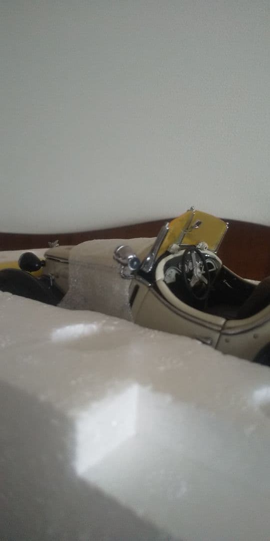 初期型 CMC アウディ ロードスター ミニカー