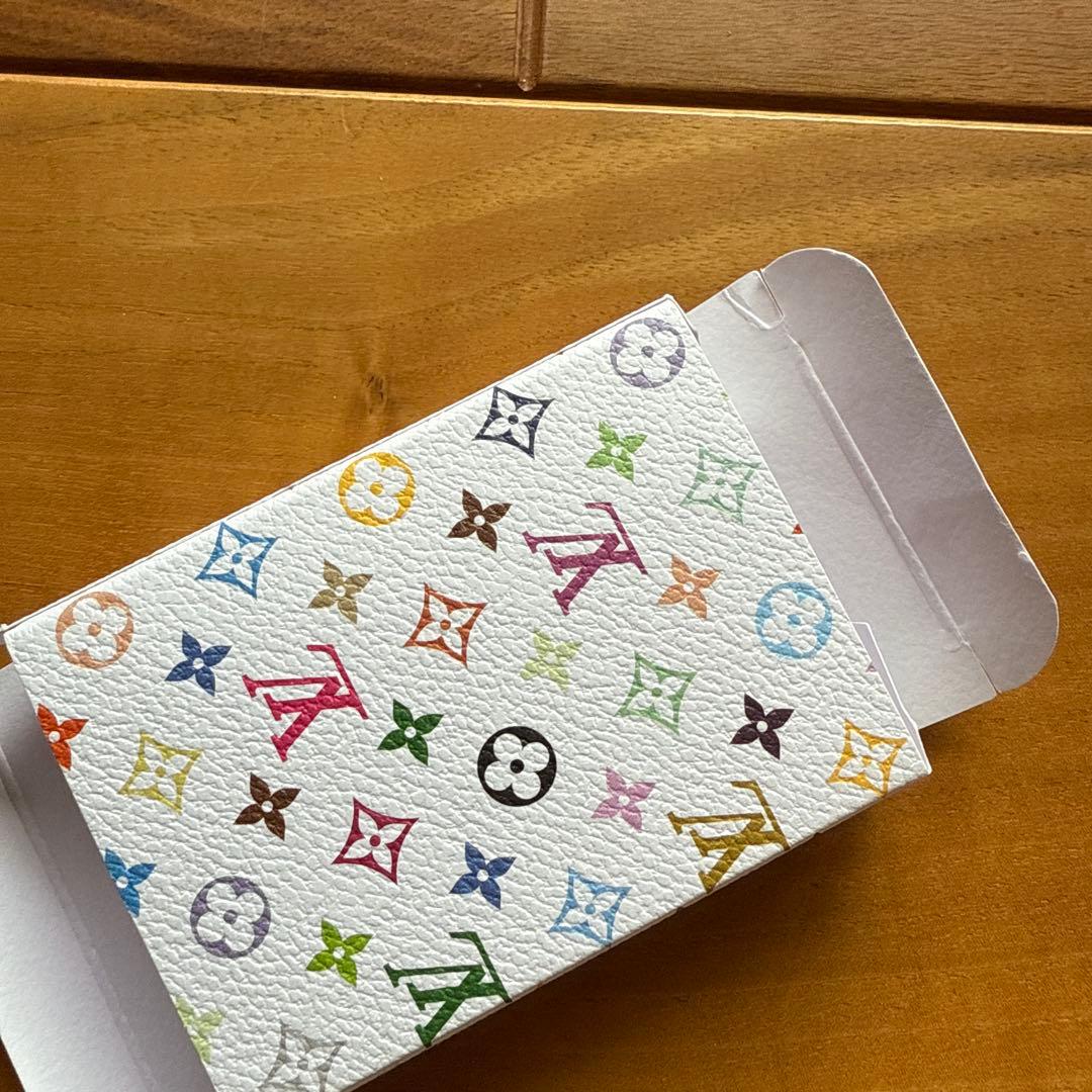 希少 ルイヴィトン 村上隆 トレーディングカードセット