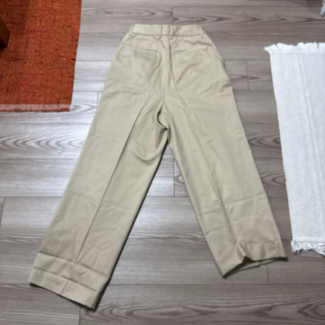 KIN チノパン ベージュ Sサイズ程度 日本製 マチュピチュの通販はau