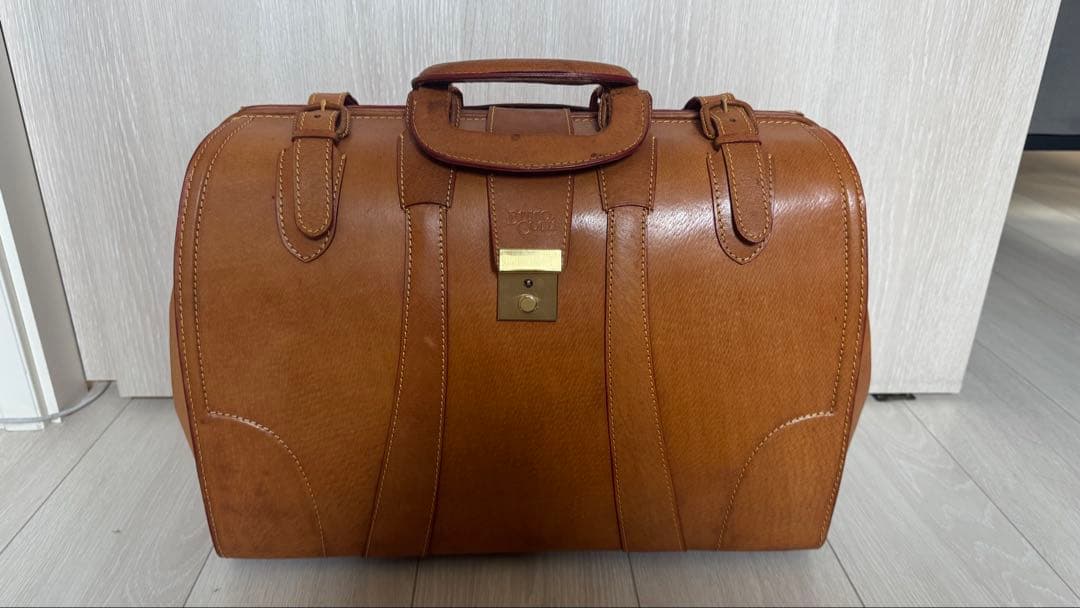 極美品) Bruno Conti ブルーノコンテイ ボストンバッグ 本革 極美品