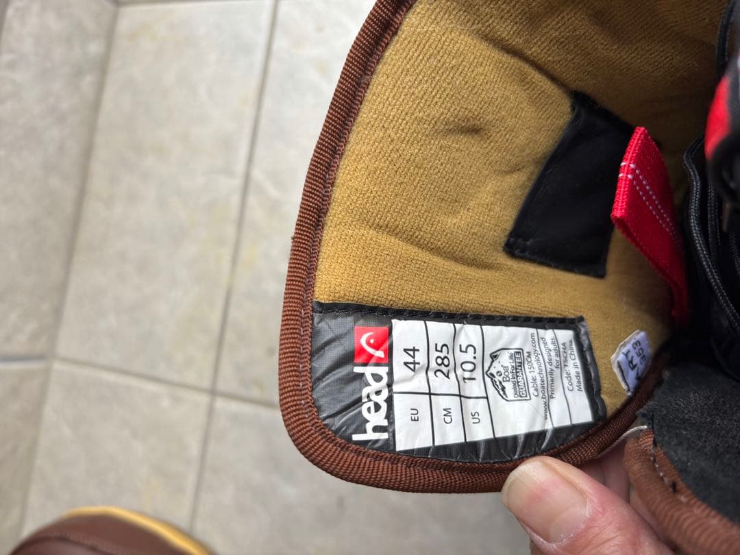 head ブーツ　28.5cm