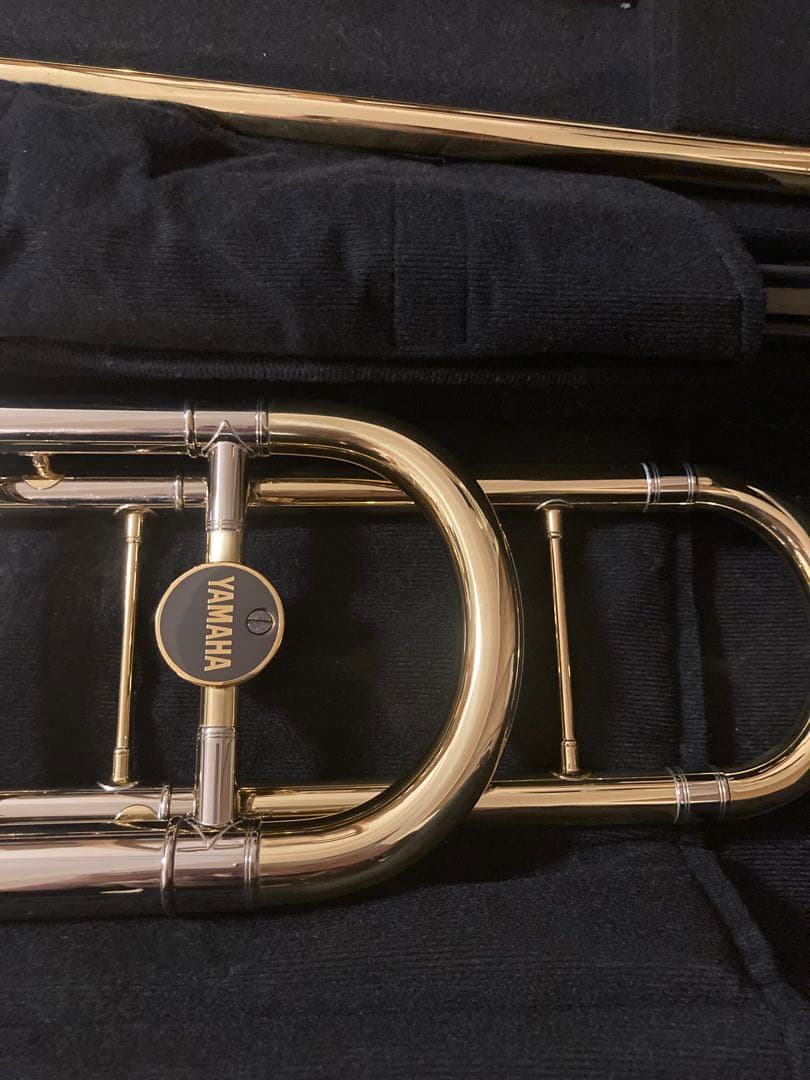 【値下げ中】YAMAHA xeno882Oトロンボーン テナーバス ケース付き