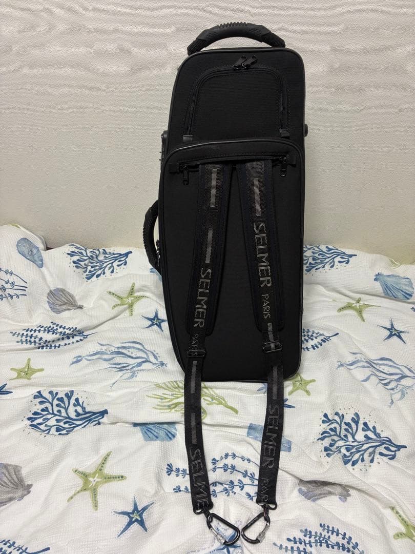 さ*し様 セルマーパリ　ライトケース　アルトサックス用　レインフードをお付けしま