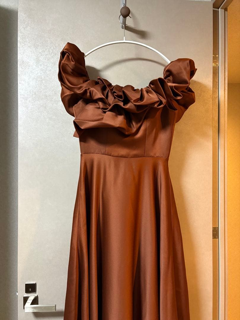 ドレスプロダクション オフショルダー Aラインドレス