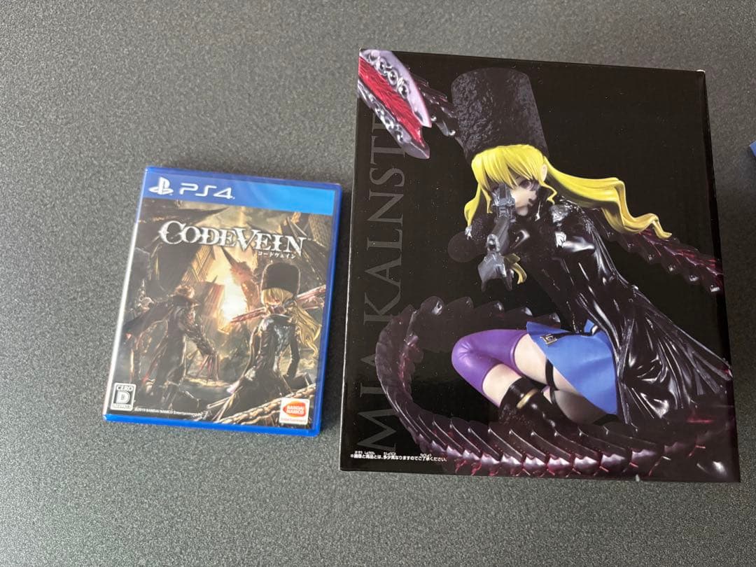 コードヴェイン 【PS4】CODE VEIN + ぬいぐるみ ミア+フィギュア