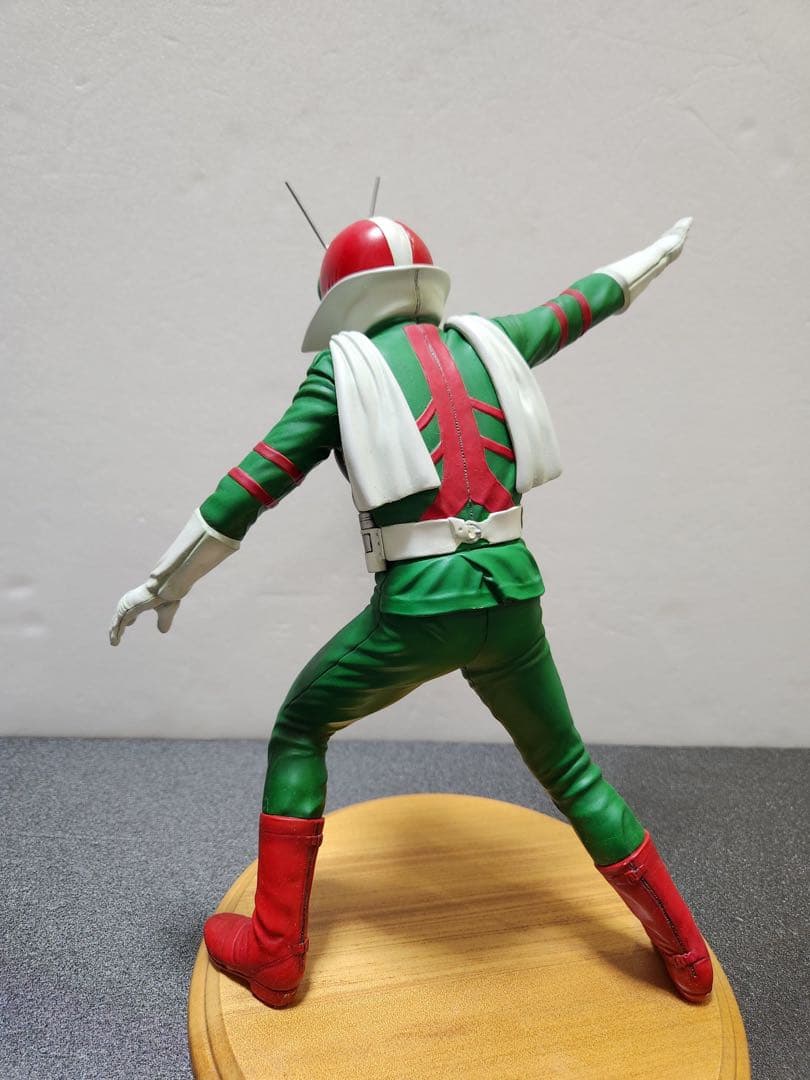 c*y様 ボークスオリエントヒーローシリーズ 仮面ライダーV3 ソフビ30cm c*y