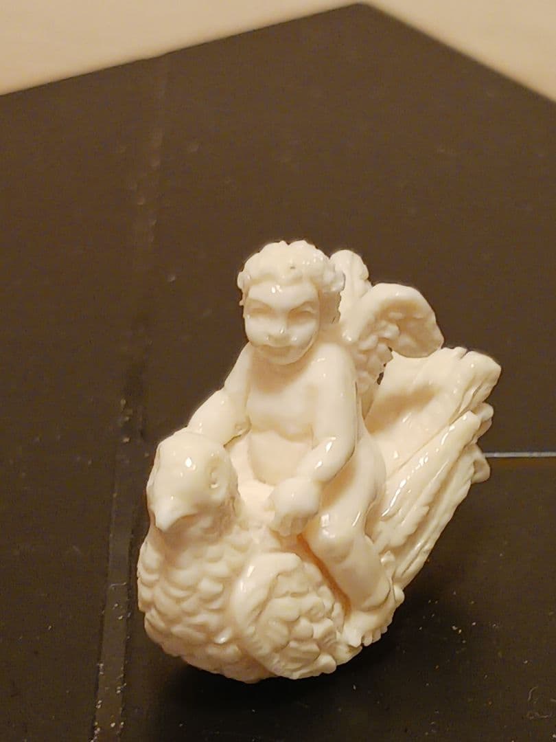 天使 エンジェル 鳩 はと 彫刻 根付 天然素材 - メルカリ