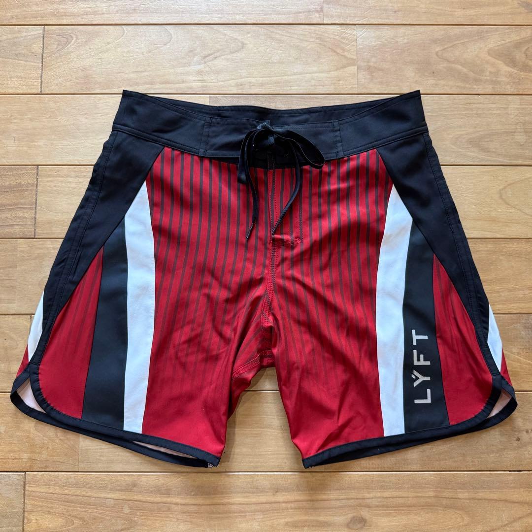 LYFT サーフパンツ Sサイズ ストライプ ステージショーツ リフト