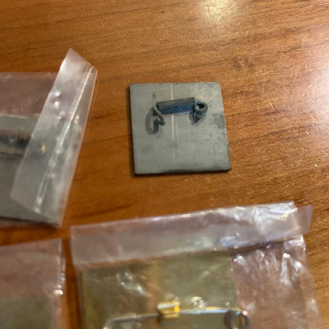 EXPO 75 ピンバッジ 4個セット ホビー・楽器・アート 美術品