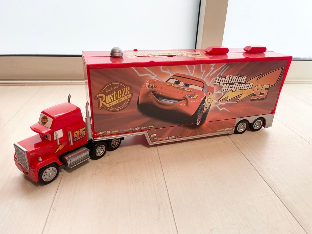 トミカ カーズ マック2台、マックィーン ポップコーンバケット2台、ハドソン1台