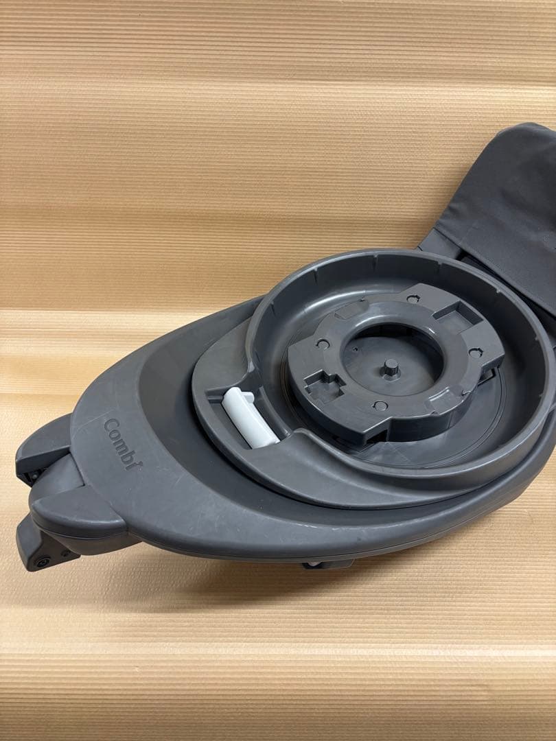 コンビ THE S ISOFIX エッグショック ZA-670