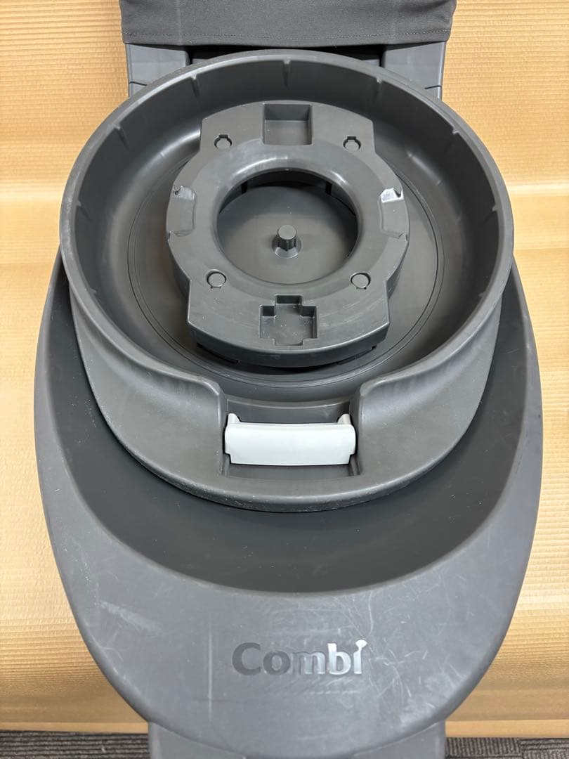 コンビ THE S ISOFIX エッグショック ZA-670